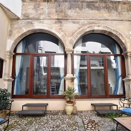 公寓 Iflat Agli Archetti Del Centro