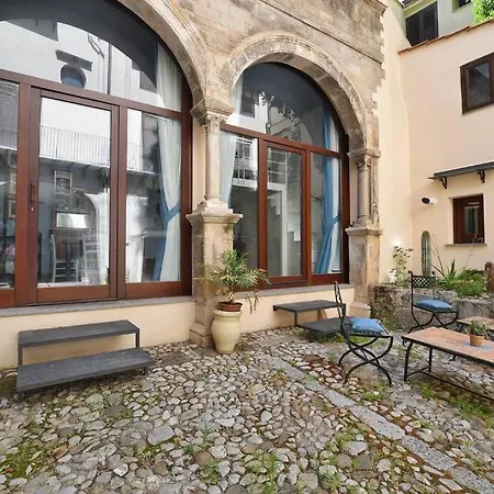 Iflat Agli Archetti Del Centro شقة باليرمو